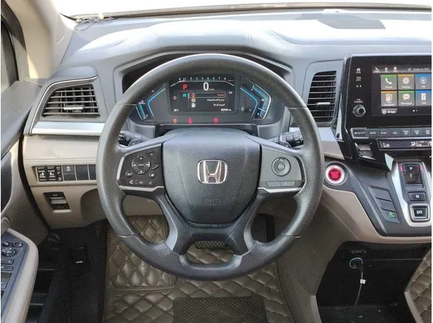 Car image 22
