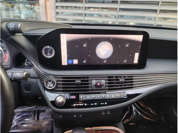 Car image 27
