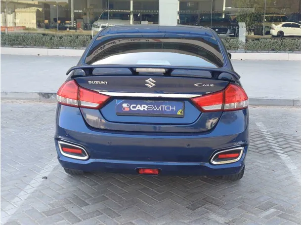 Car image 6