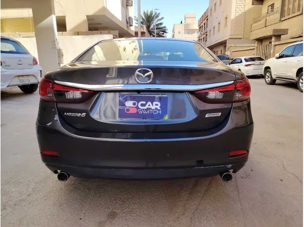 Car image 6