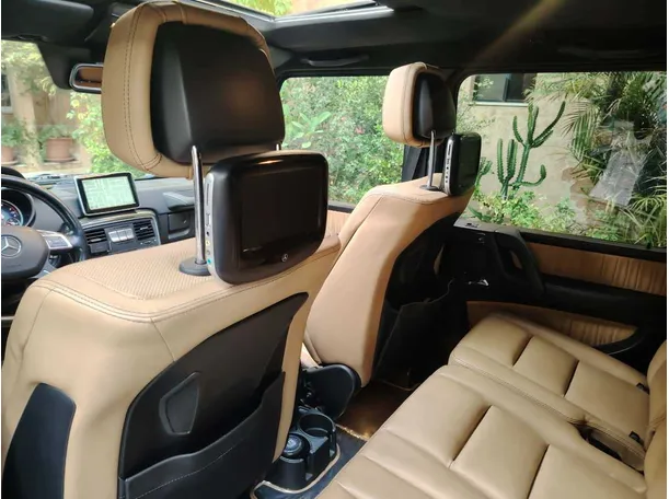 Car image 20