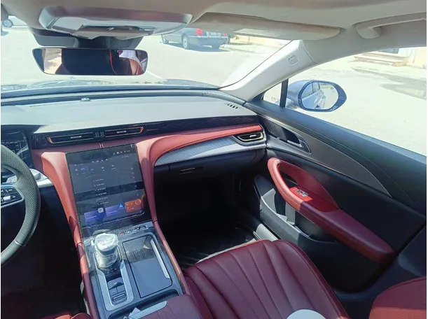 Car image 21