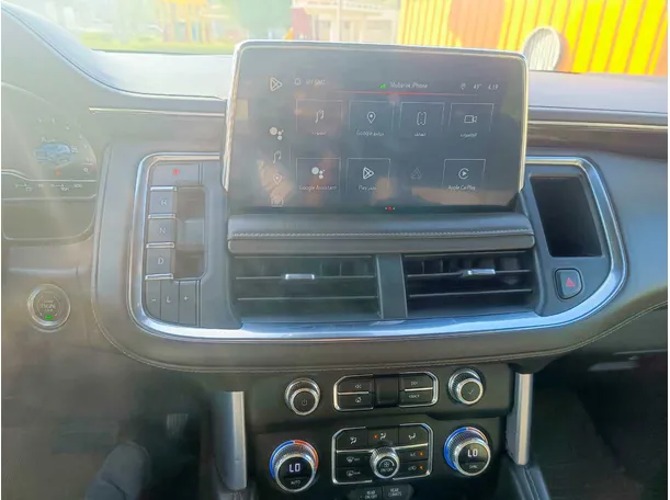 Car image 24