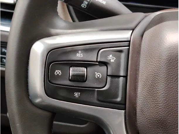 Car image 38