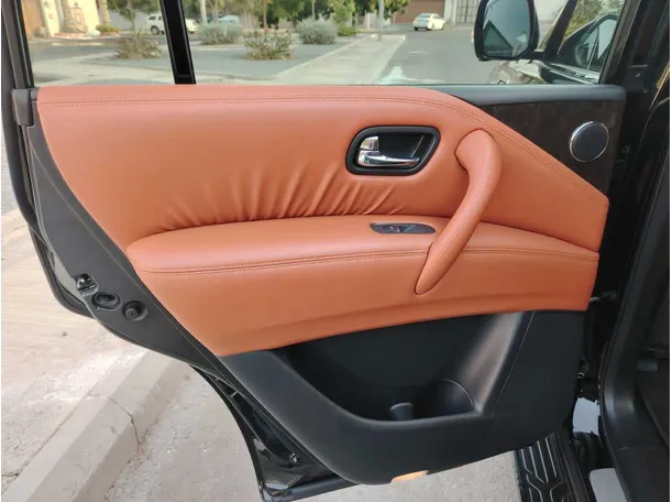 Car image 35
