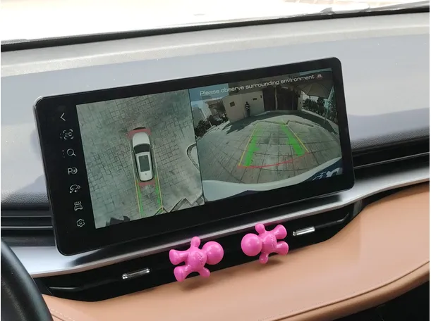 Car image 19