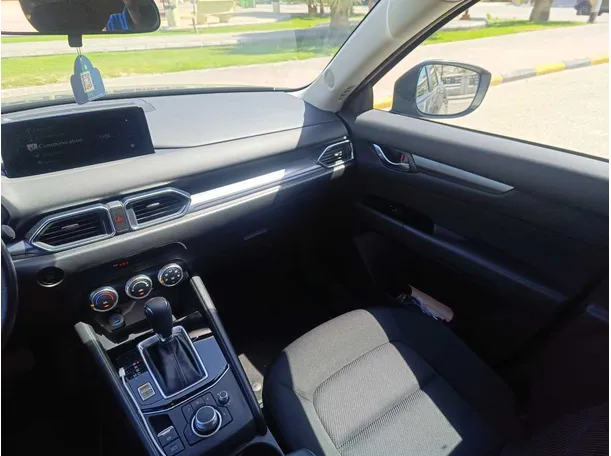 Car image 29