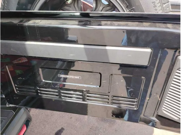 Car image 36