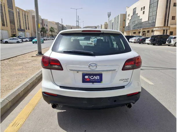 Car image 6