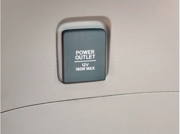 Car image 33