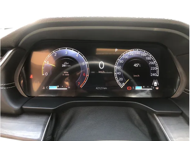 Car image 18