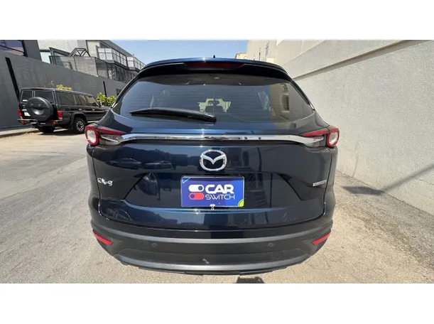 Car image 6