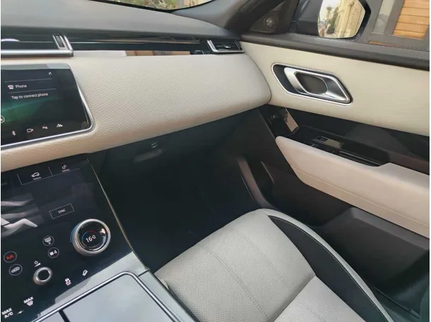 Car image 38