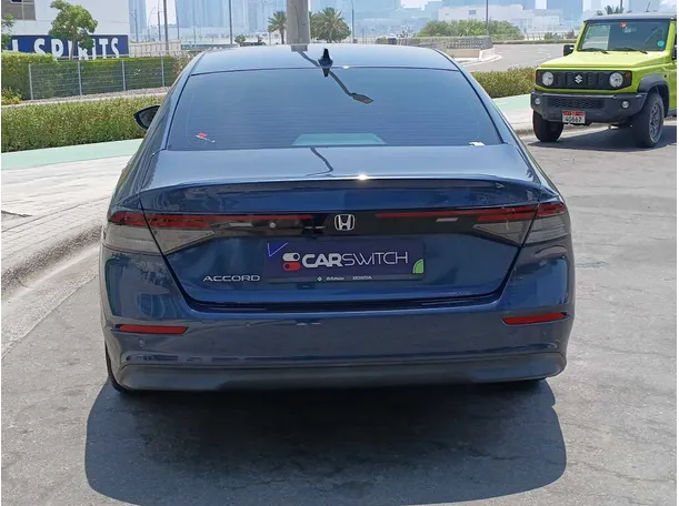 Car image 6