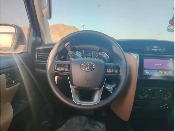 Car image 21