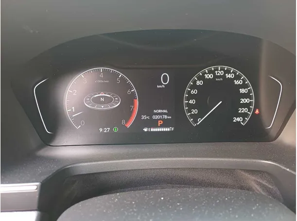 Car image 20