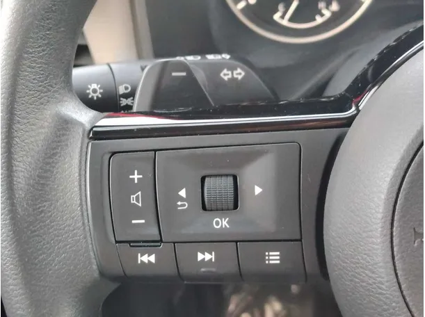 Car image 27