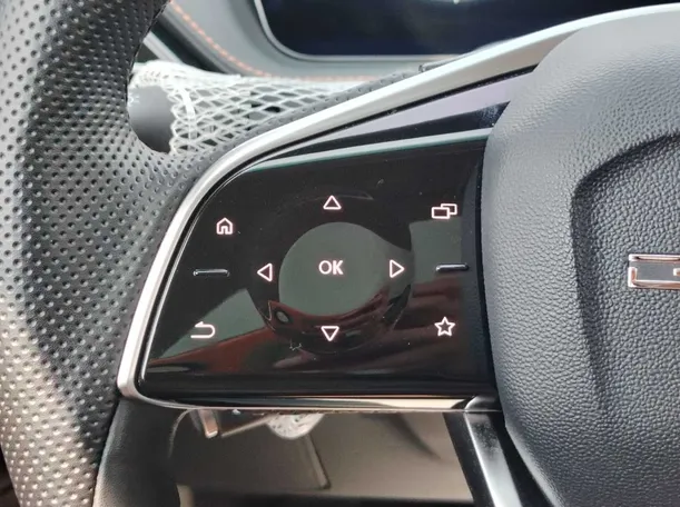 Car image 23