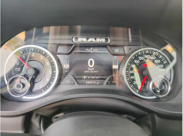 Car image 29