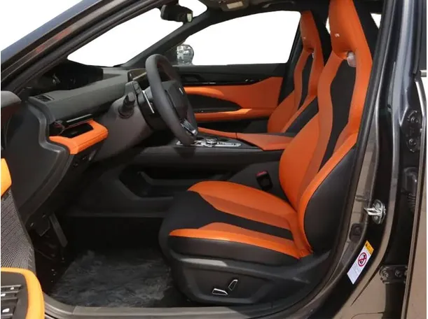 Car image 7