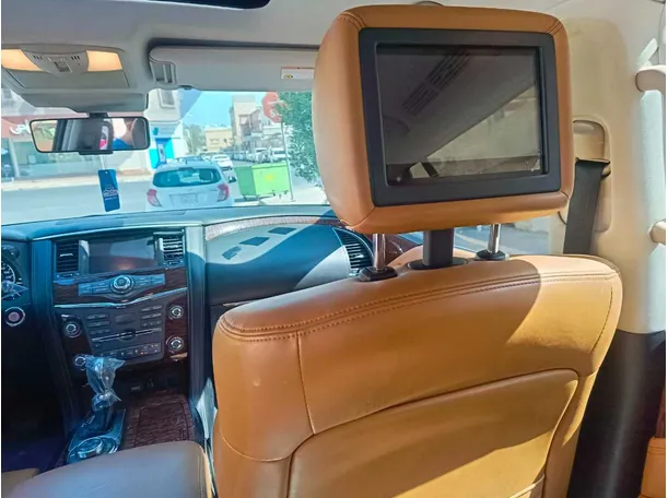 Car image 36