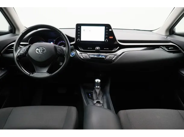 Car image 14