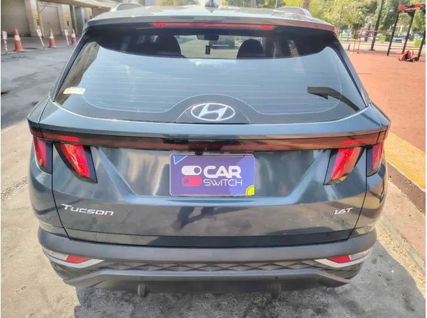 Car image 6