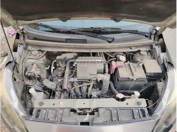 Car image 28