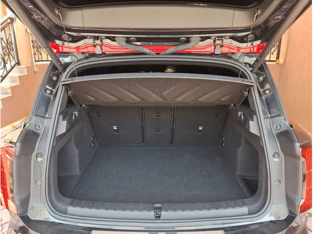 Car image 21