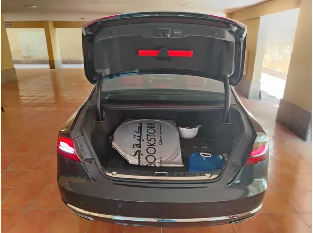 Car image 33