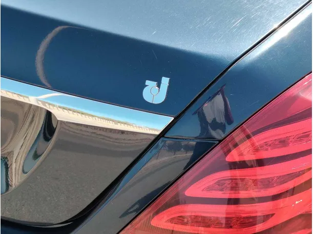 Car image 37