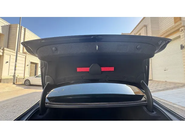 Car image 22