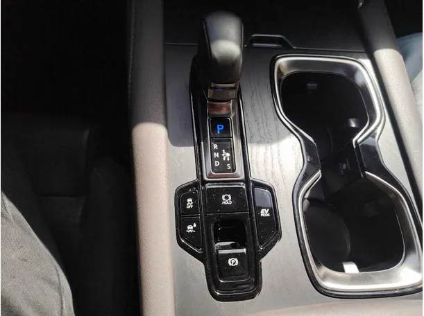 Car image 22