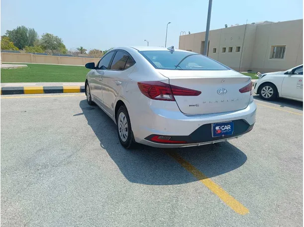 Car image 7