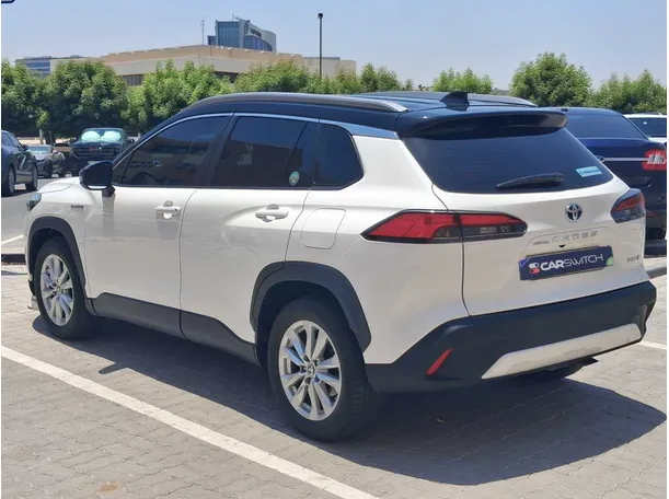 Car image 7