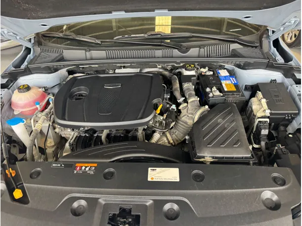 Car image 18