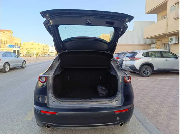 Car image 22