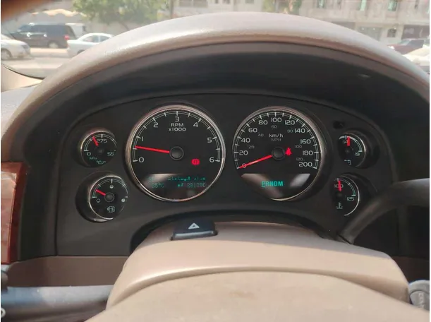 Car image 26