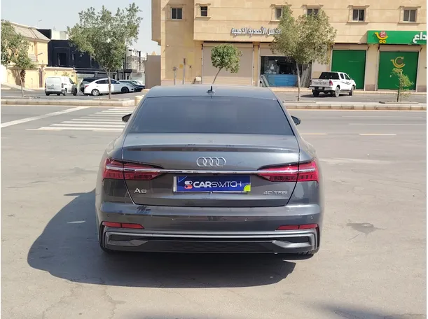 Car image 6