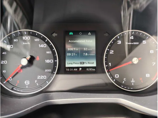 Car image 21