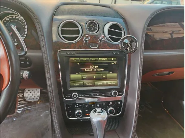Car image 24
