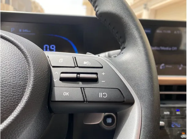 Car image 28