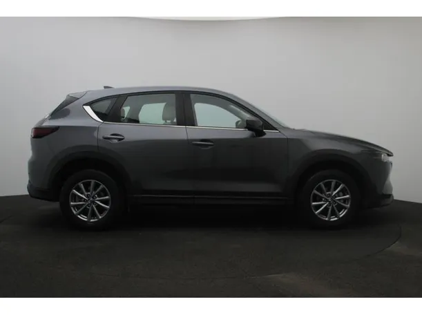 Car image 13