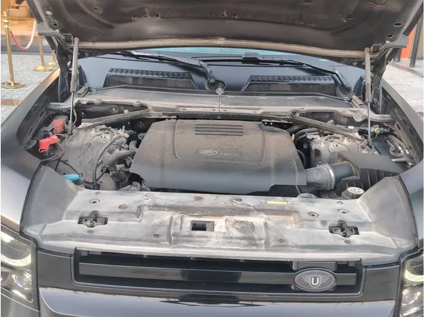 Car image 36