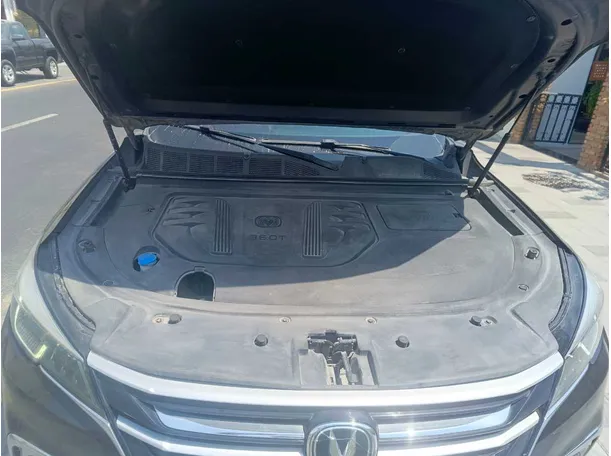 Car image 36