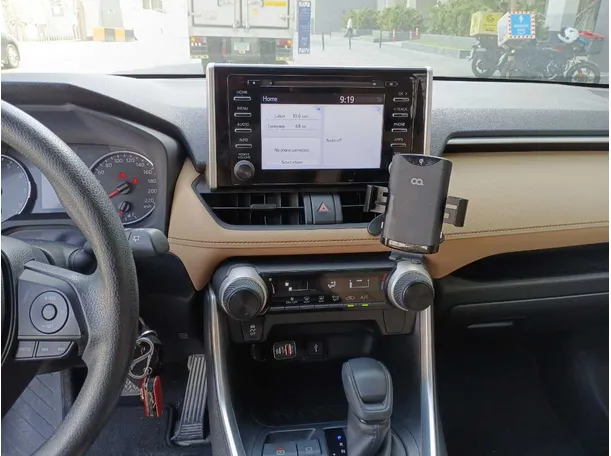 Car image 16