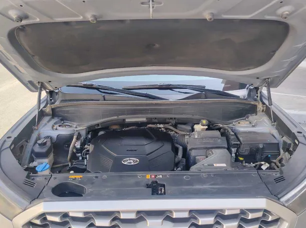 Car image 30