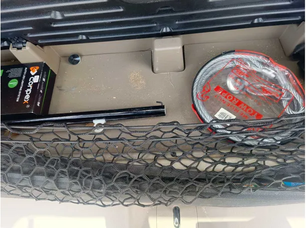 Car image 31