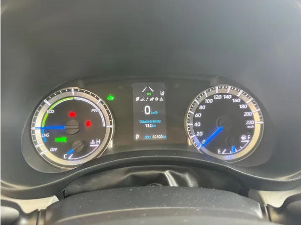 Car image 10