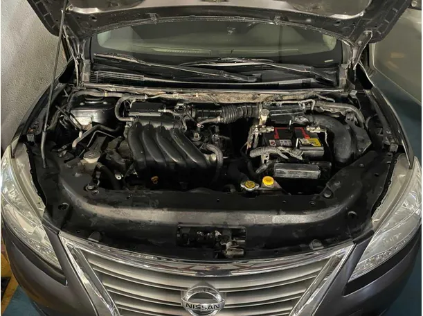 Car image 15